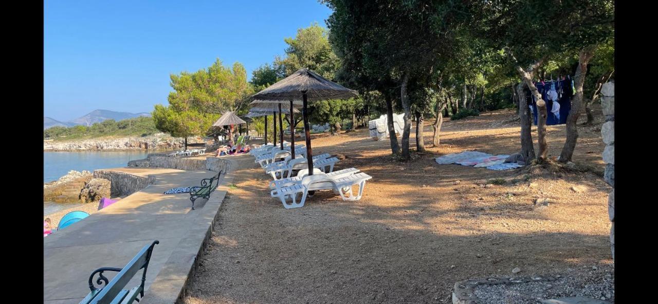 Villa Mira ***** Пинезичи Экстерьер фото